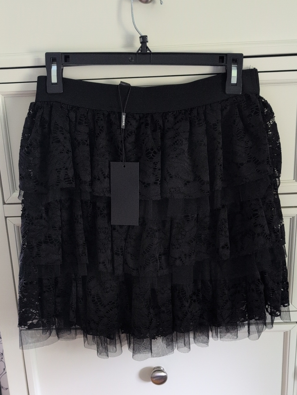 Women's Black Tiered Lace Skirt